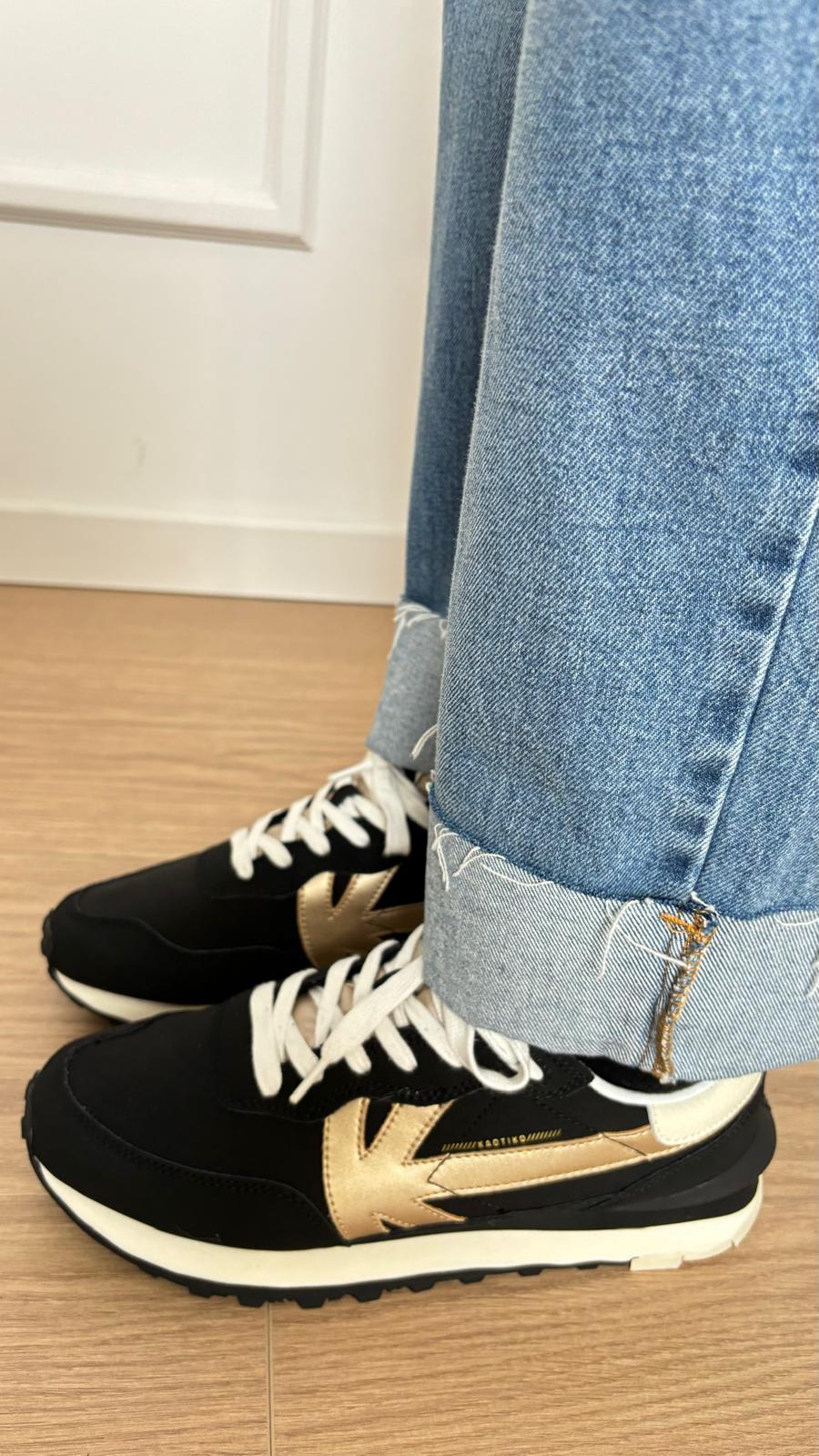 Sneakers Kaotiko AP007 03 270 black