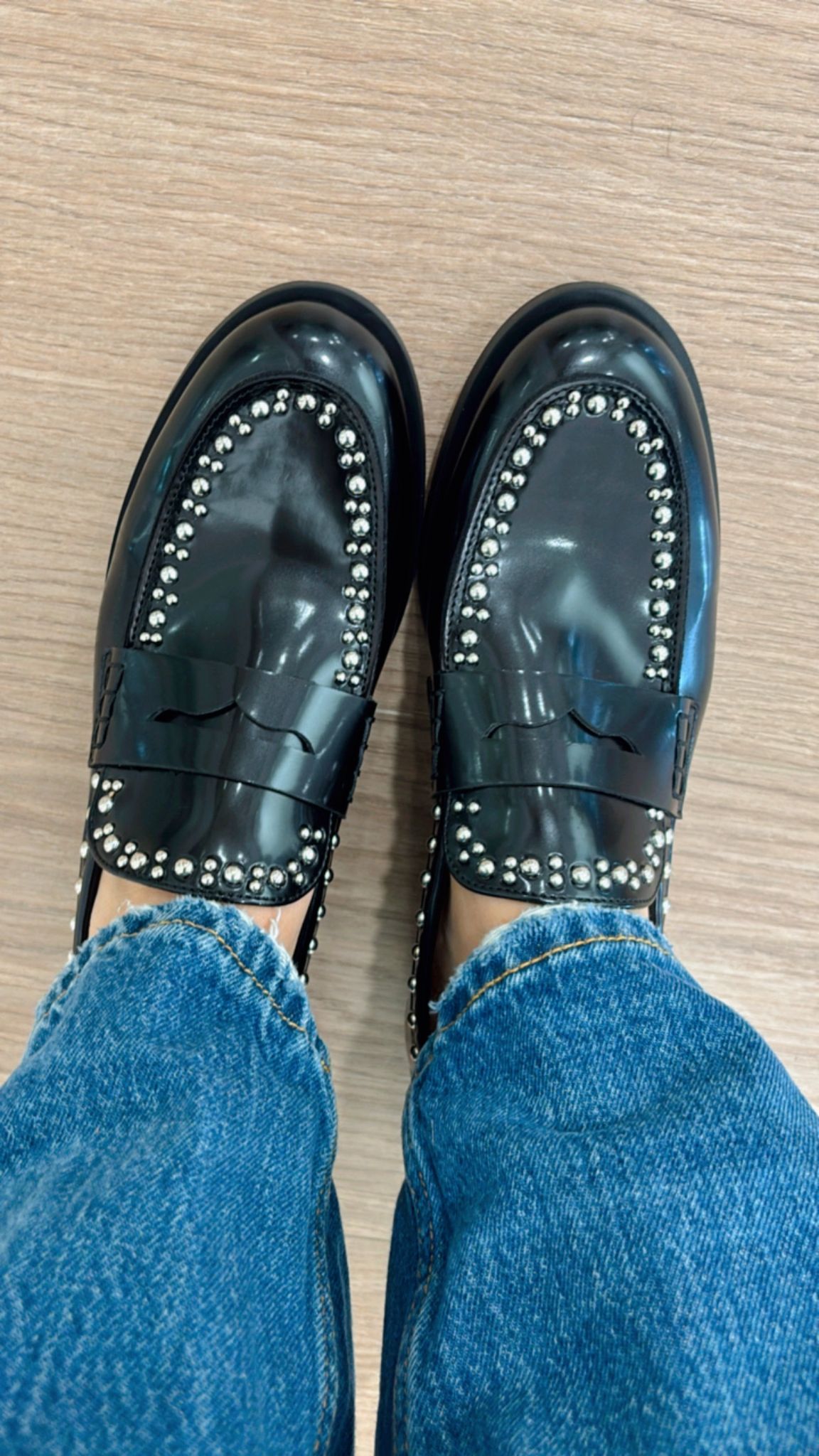 Mocassino borchie Divine Follie 8048 nero