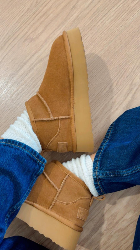 Stivaletti pelo platform Divine Follie 3547 Camel