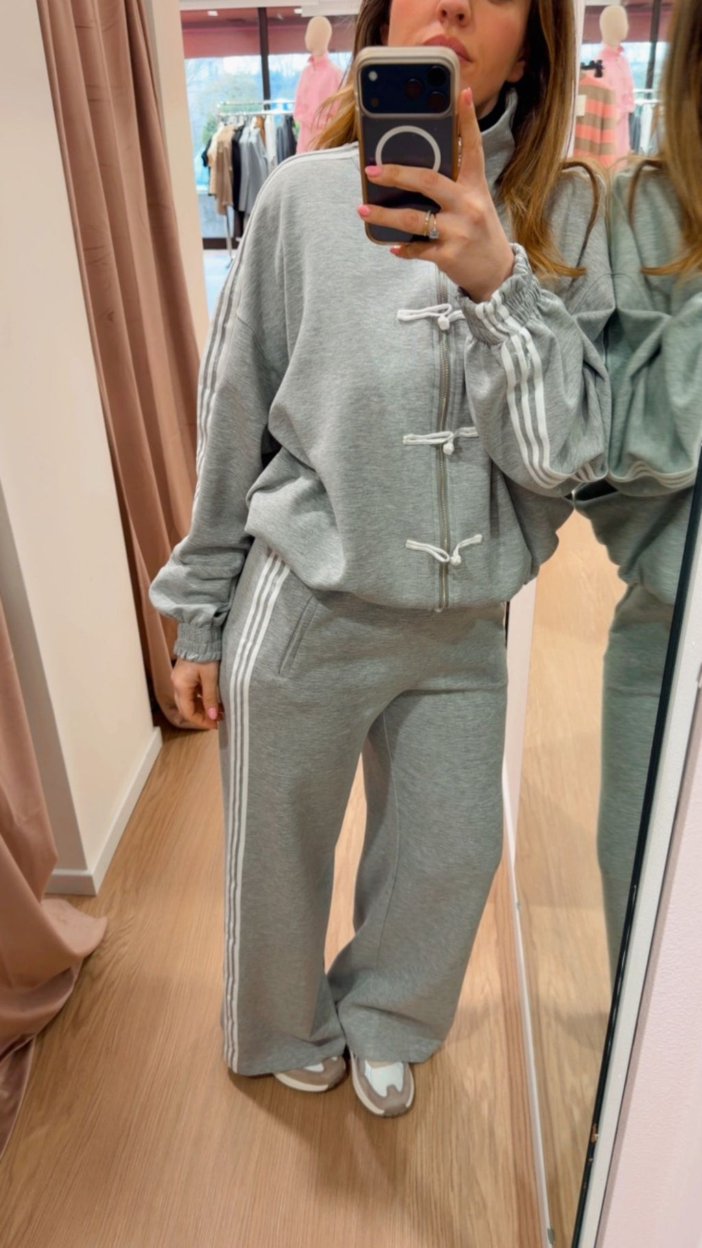 Felpa stile adidas 26M3994 Tensione In