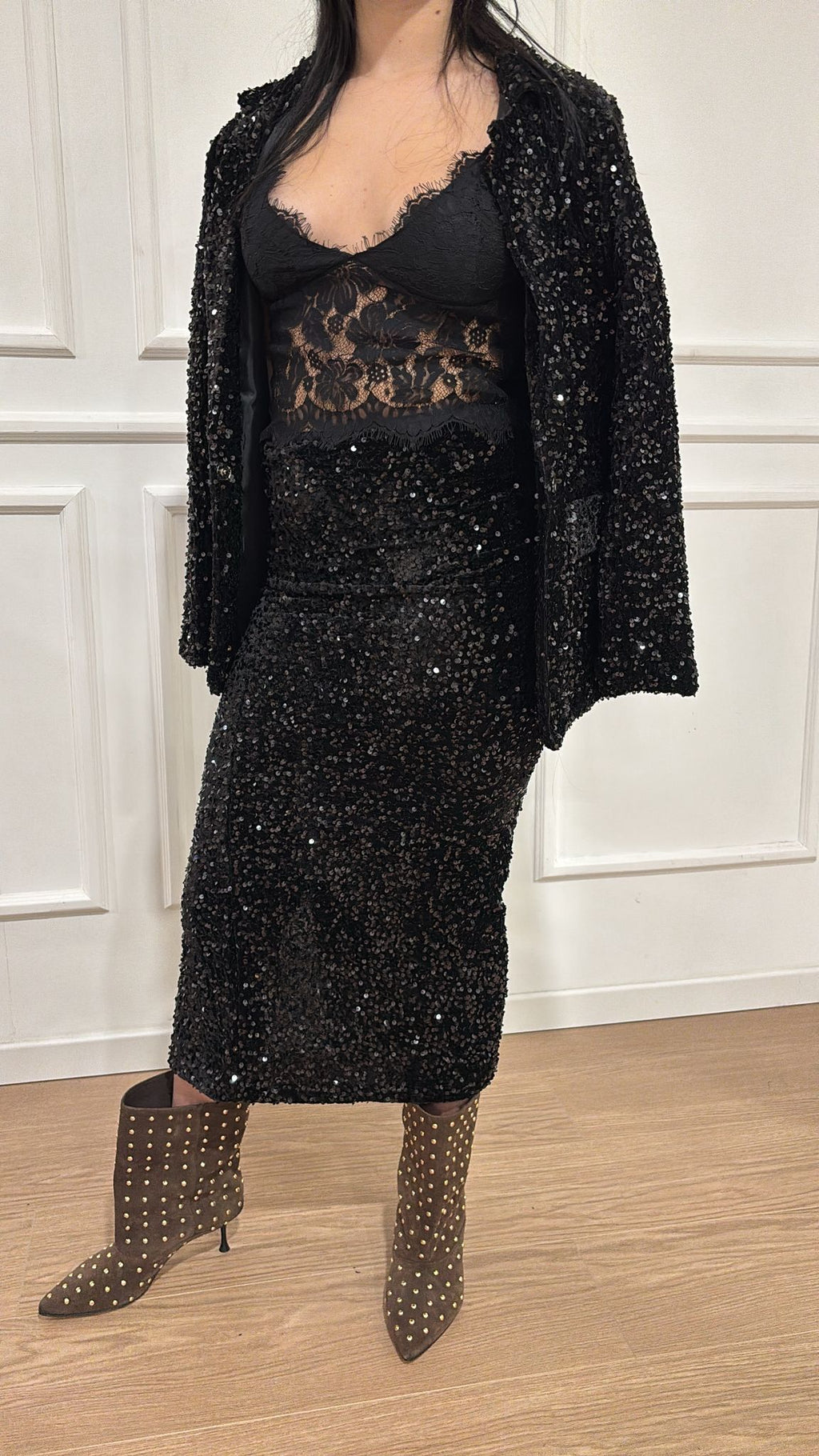 Longuette paillettes Le Streghe A25DL308 nera