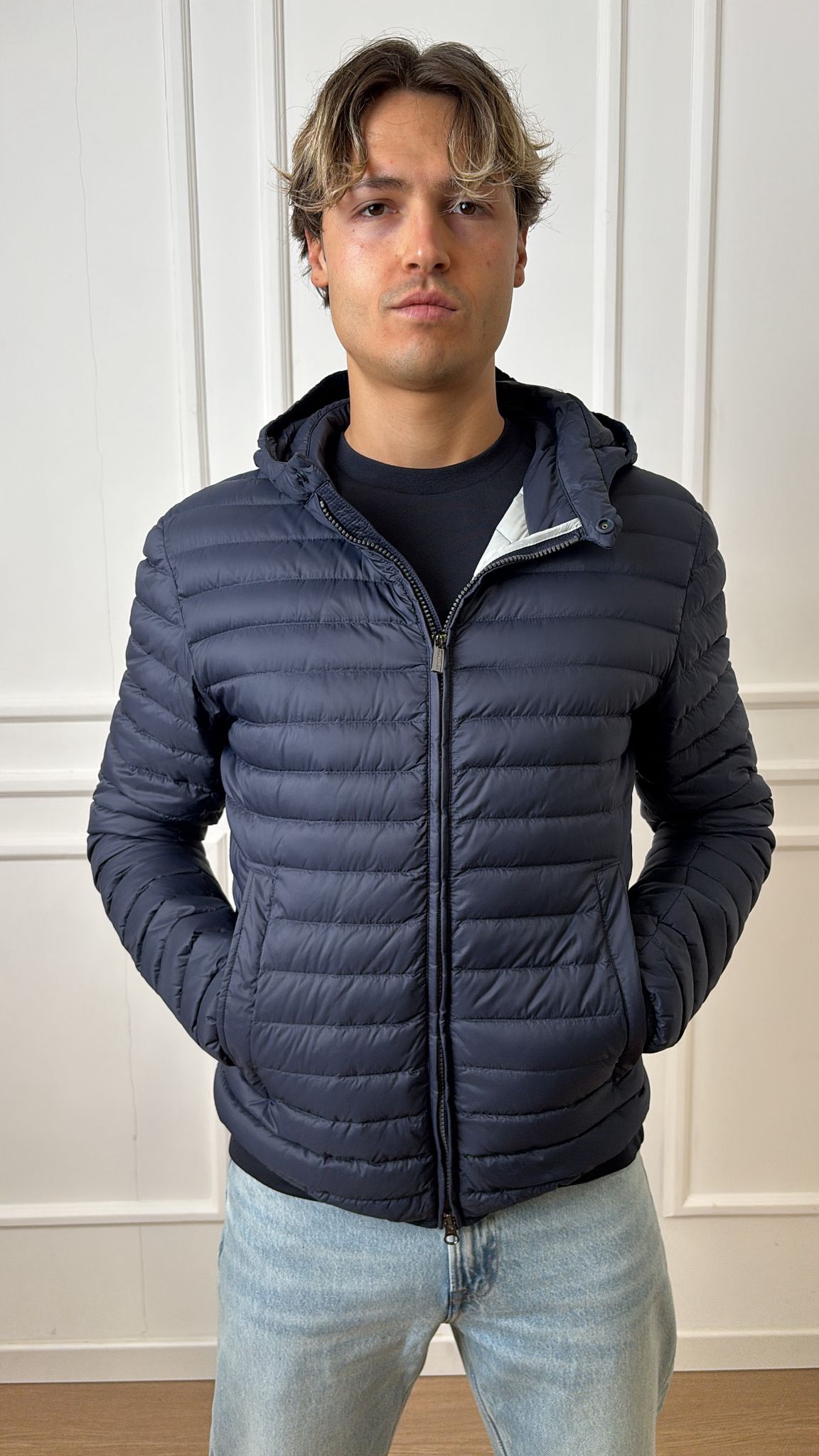 Piumino leggero cappuccio Colmar 1245 8VX