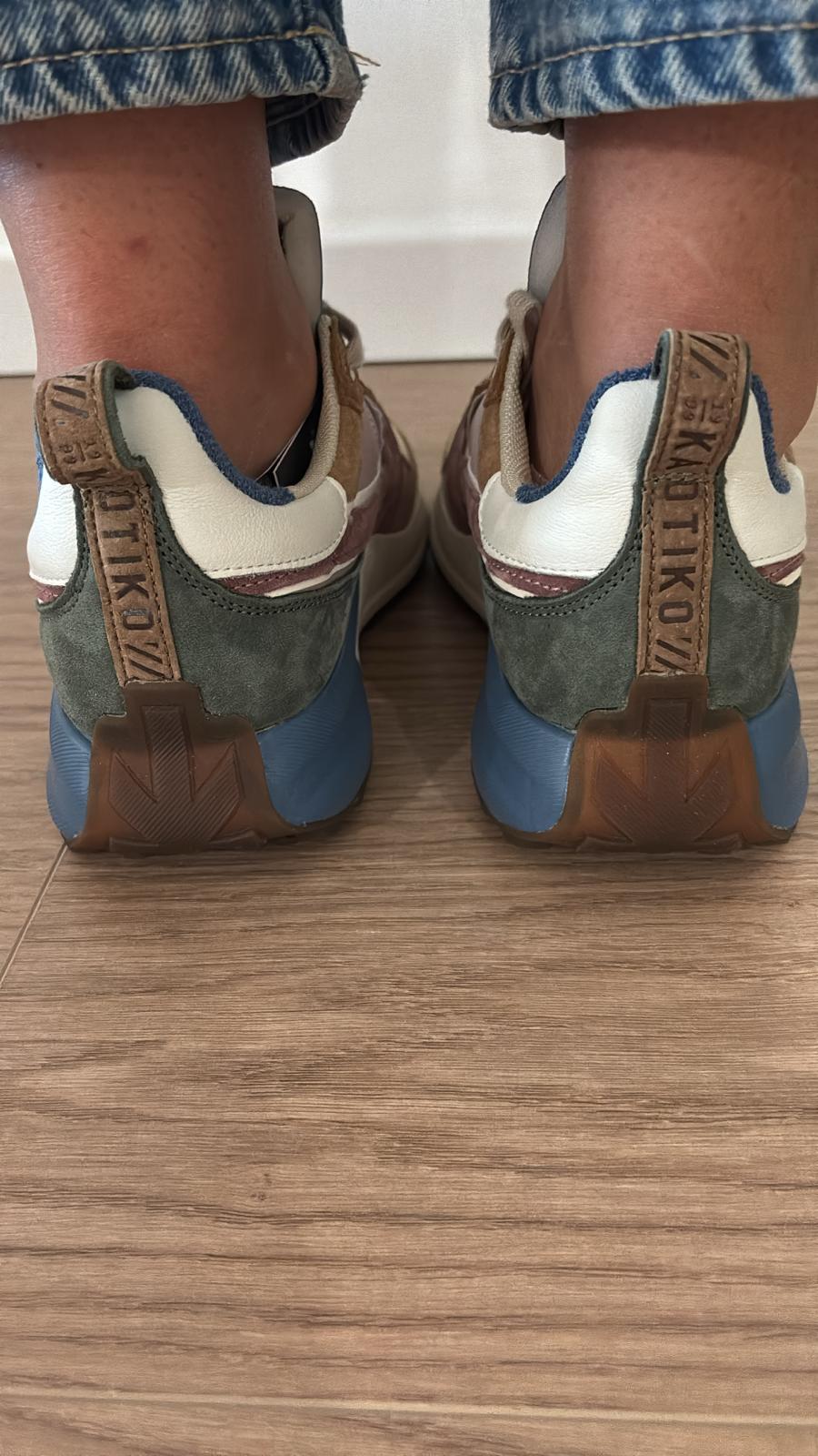 Sneakers Detroit wood AR002 01 2700 Kaotiko