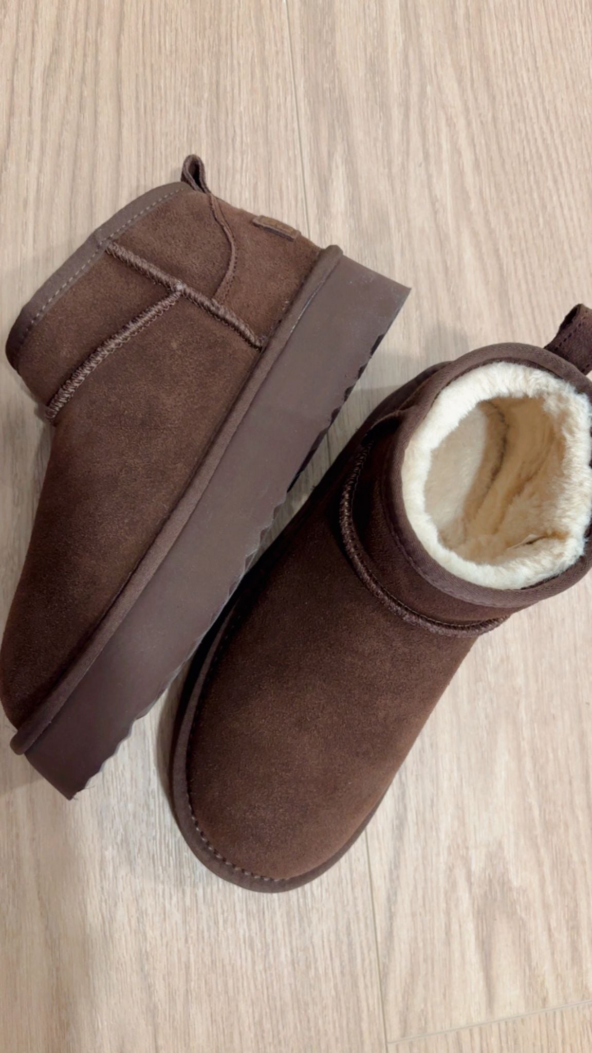 Stivaletti pelo platform Divine Follie 3547 moro