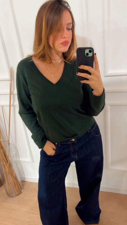 Pull a V loyal Only 15368957 verdone