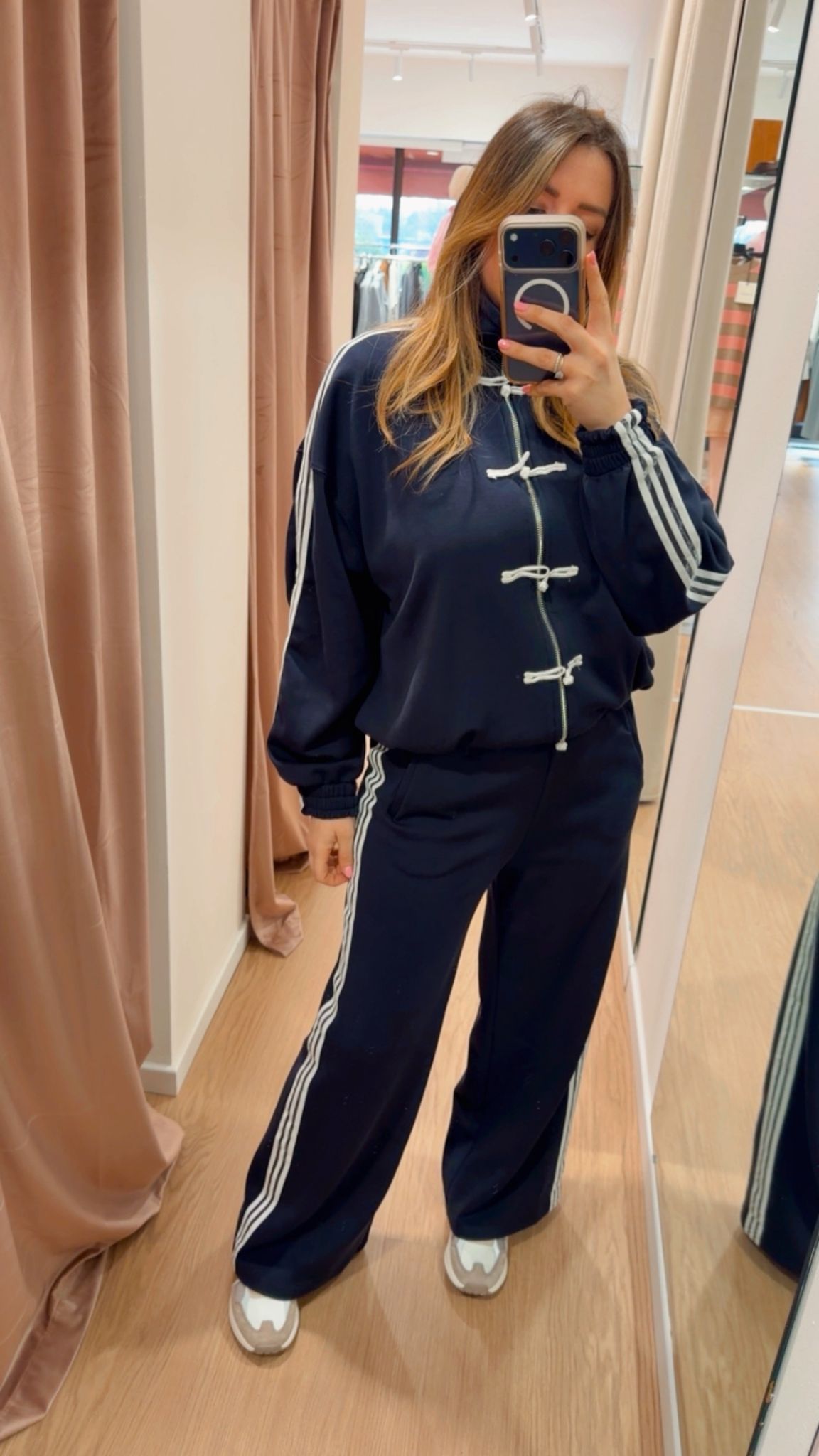 Felpa stile adidas 26M3994 Tensione In