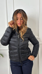 Bomber Colmar 2219 2YO 99