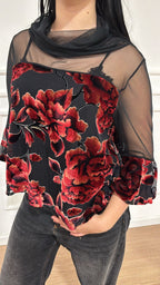 Blusa scollo a ciambella Le Streghe A25DL110