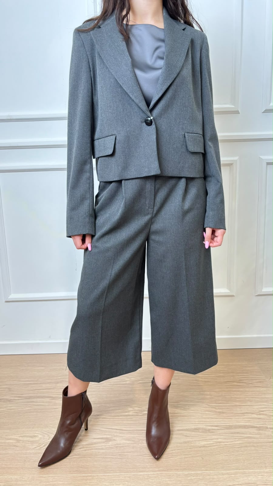 Giacchino crop Volto Emme Marella