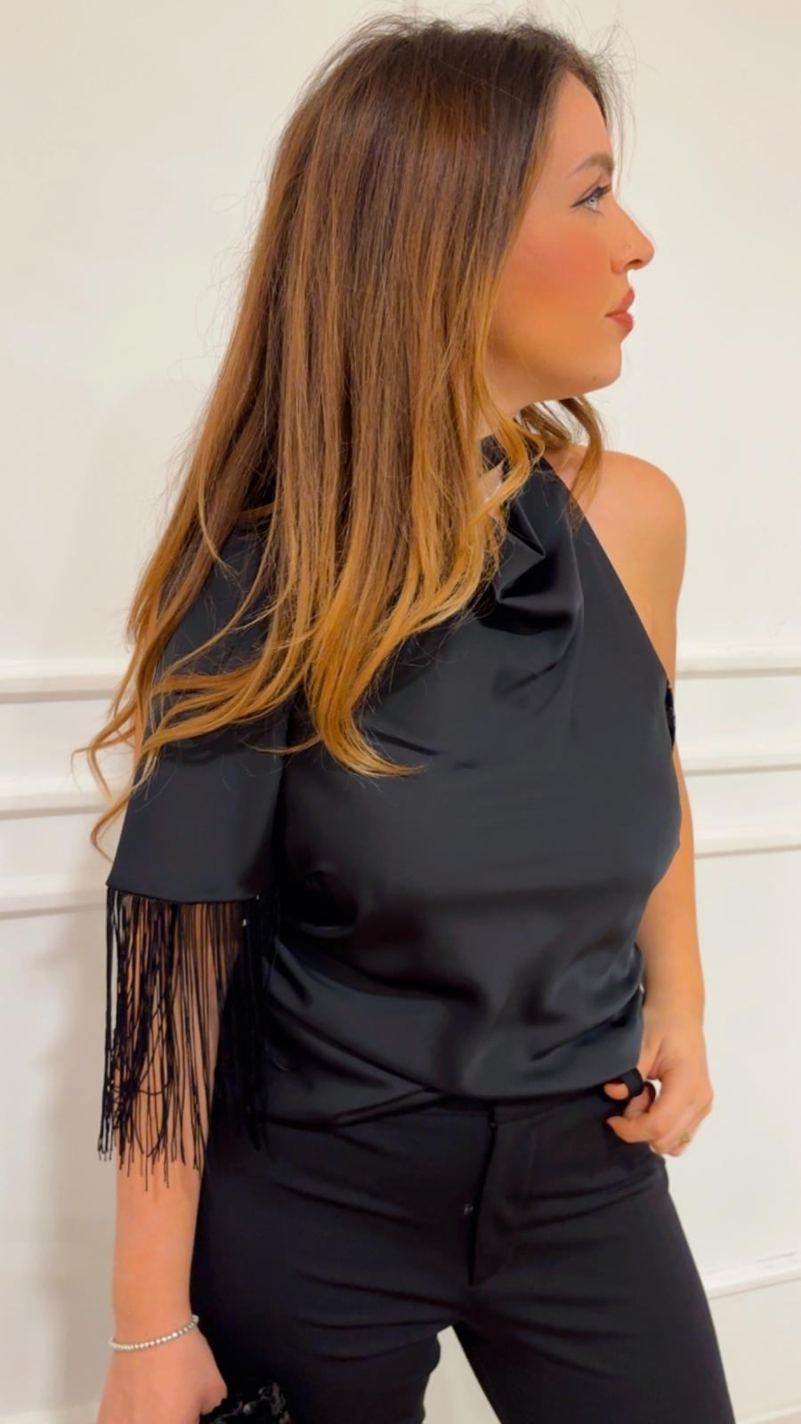 Top raso con frange Le Streghe A25DD003 nero