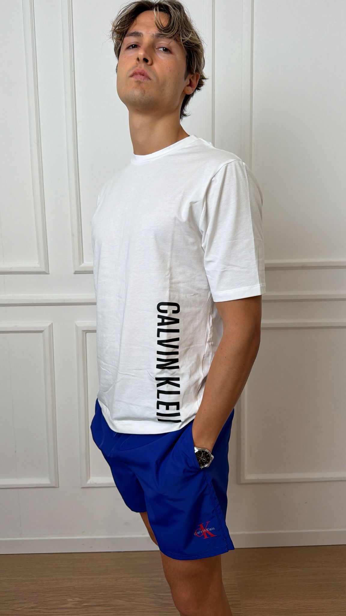 T-shirt scritta Calvin Klein LV00NM3019