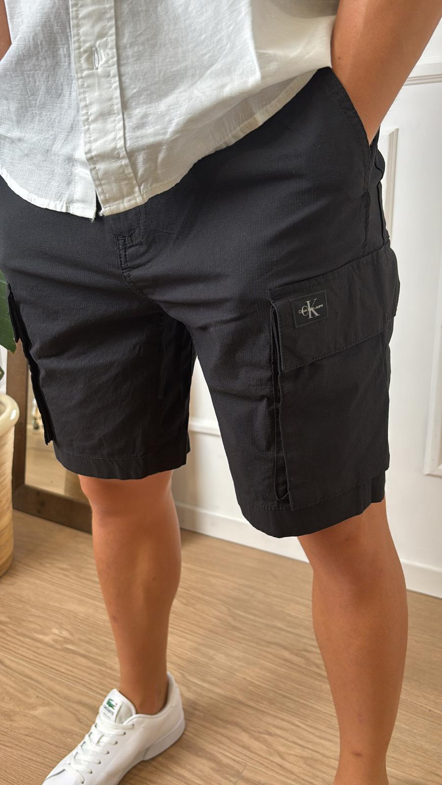 Bermuda cargo in cotone Calvin Klein J30J3276 BEH