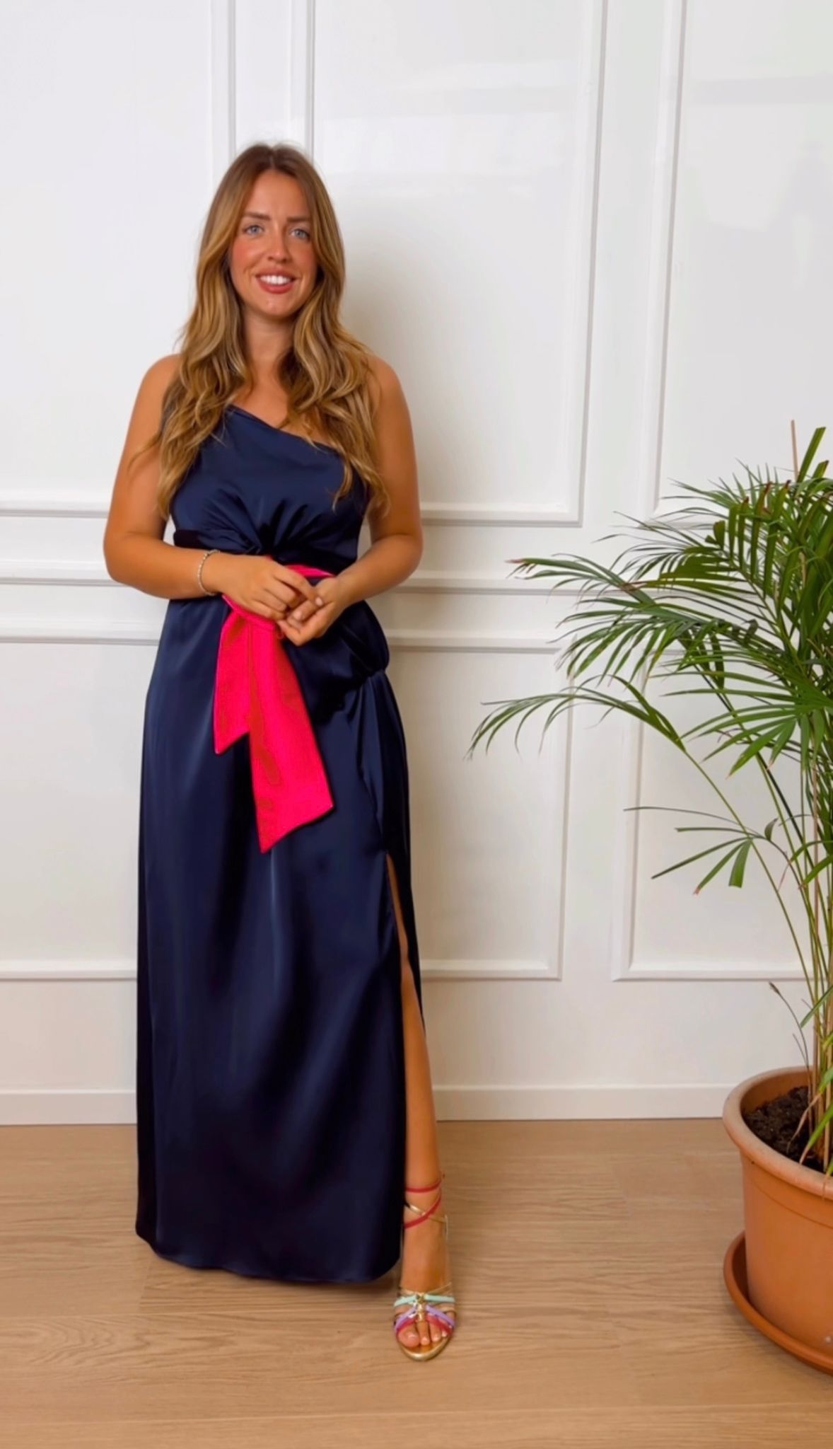 Abito in raso Victoria Emme Marella 004