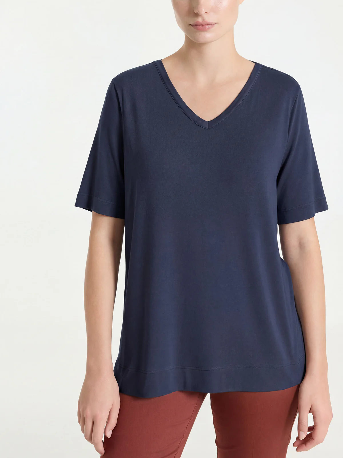 T-Shirt scollo a V in viscosa Ragno DN12TP