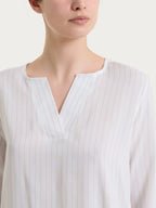 Blusa con scollo a V Ragno DS57SW
