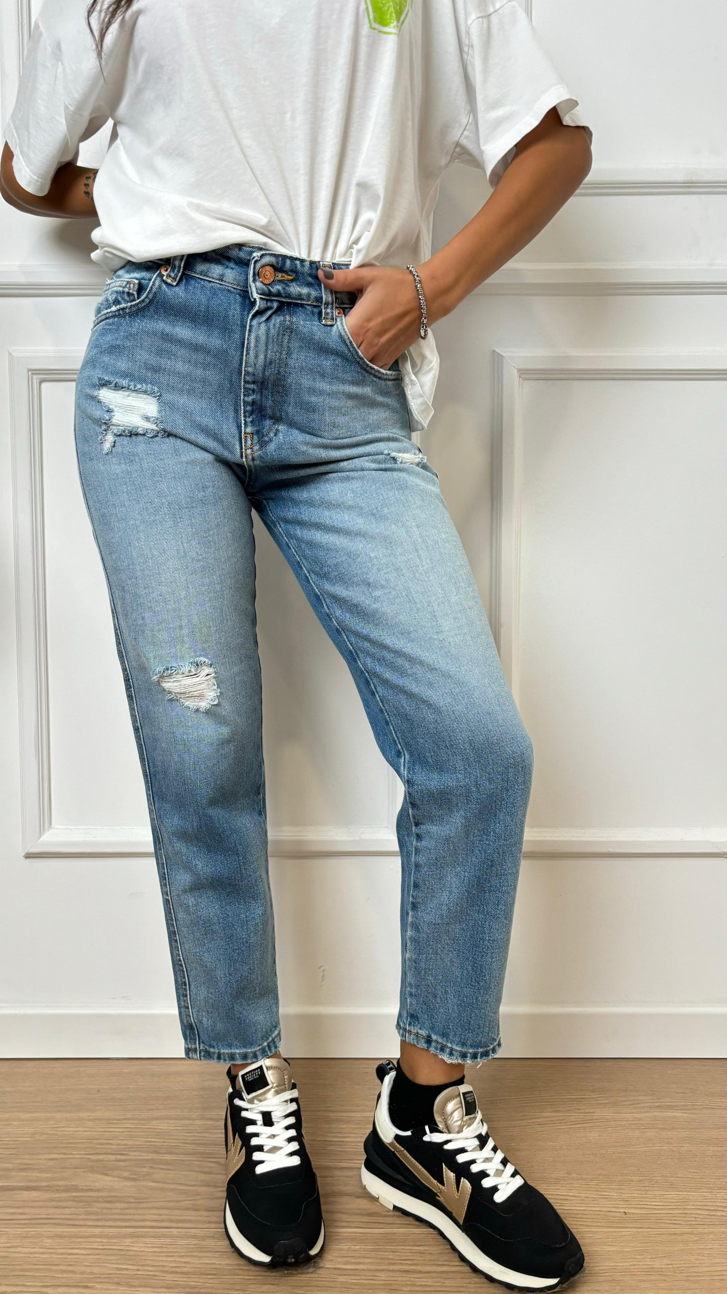 Jeans Sienna strappato Vicolo DB5107