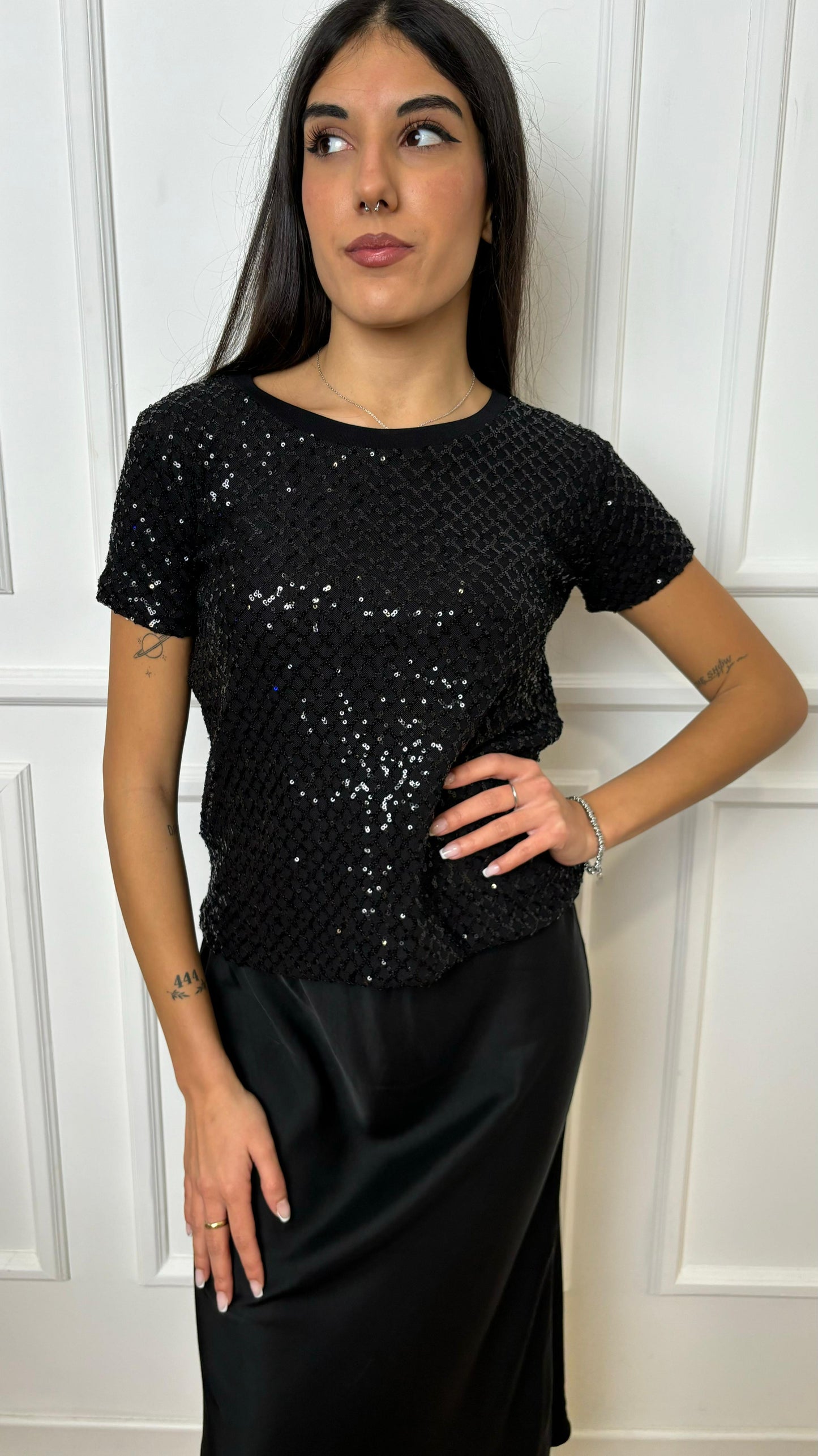 T-Shirt paillettes Le Streghe A24DE437N0142 nera