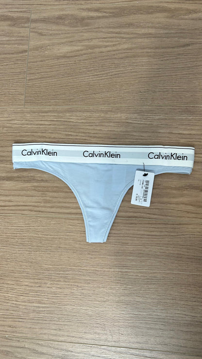 Perizoma Calvin Klein 0000F3786E 6WA