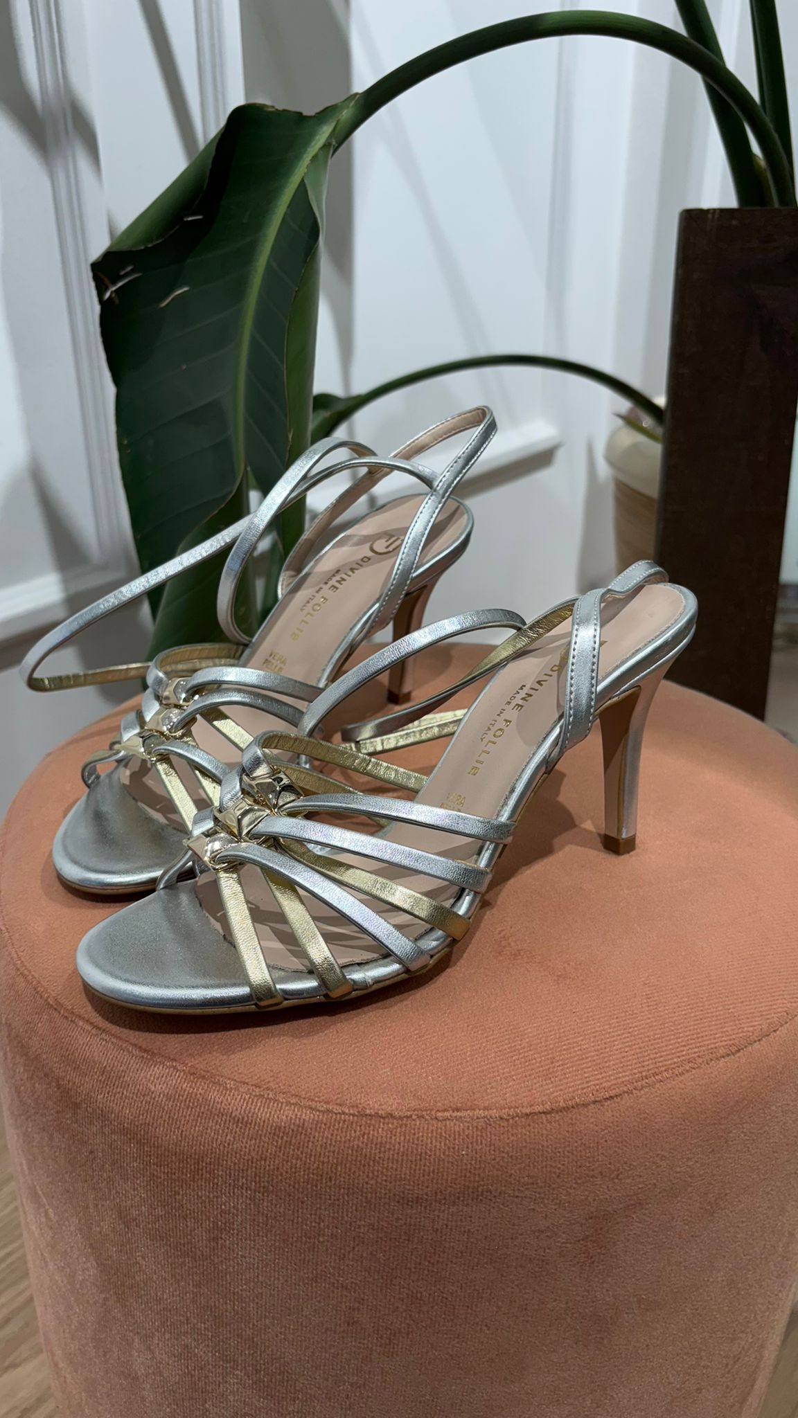 Sandalo 8054 Divine Follie argento