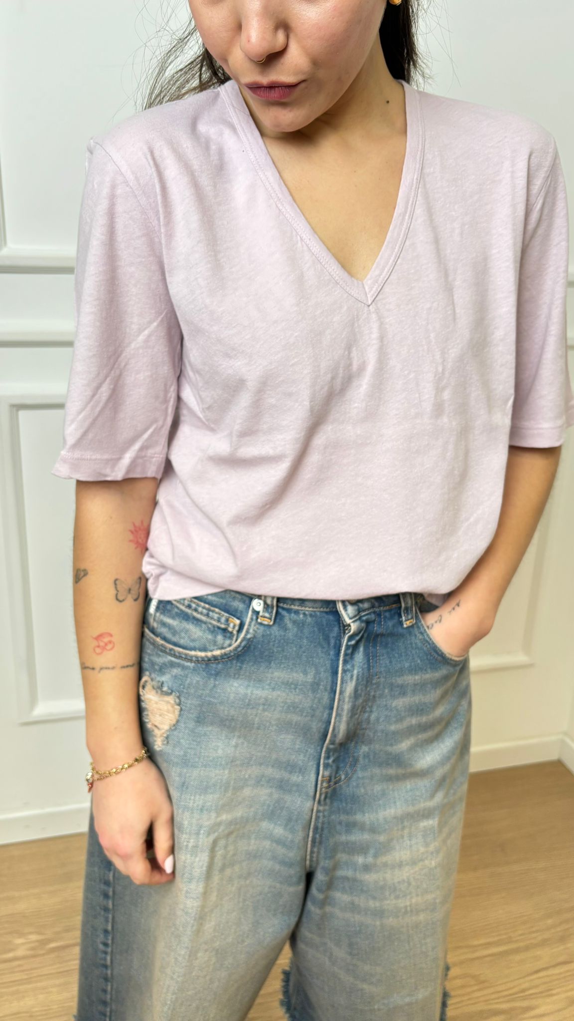 T-shirt crop a V Vicolo UAB0024