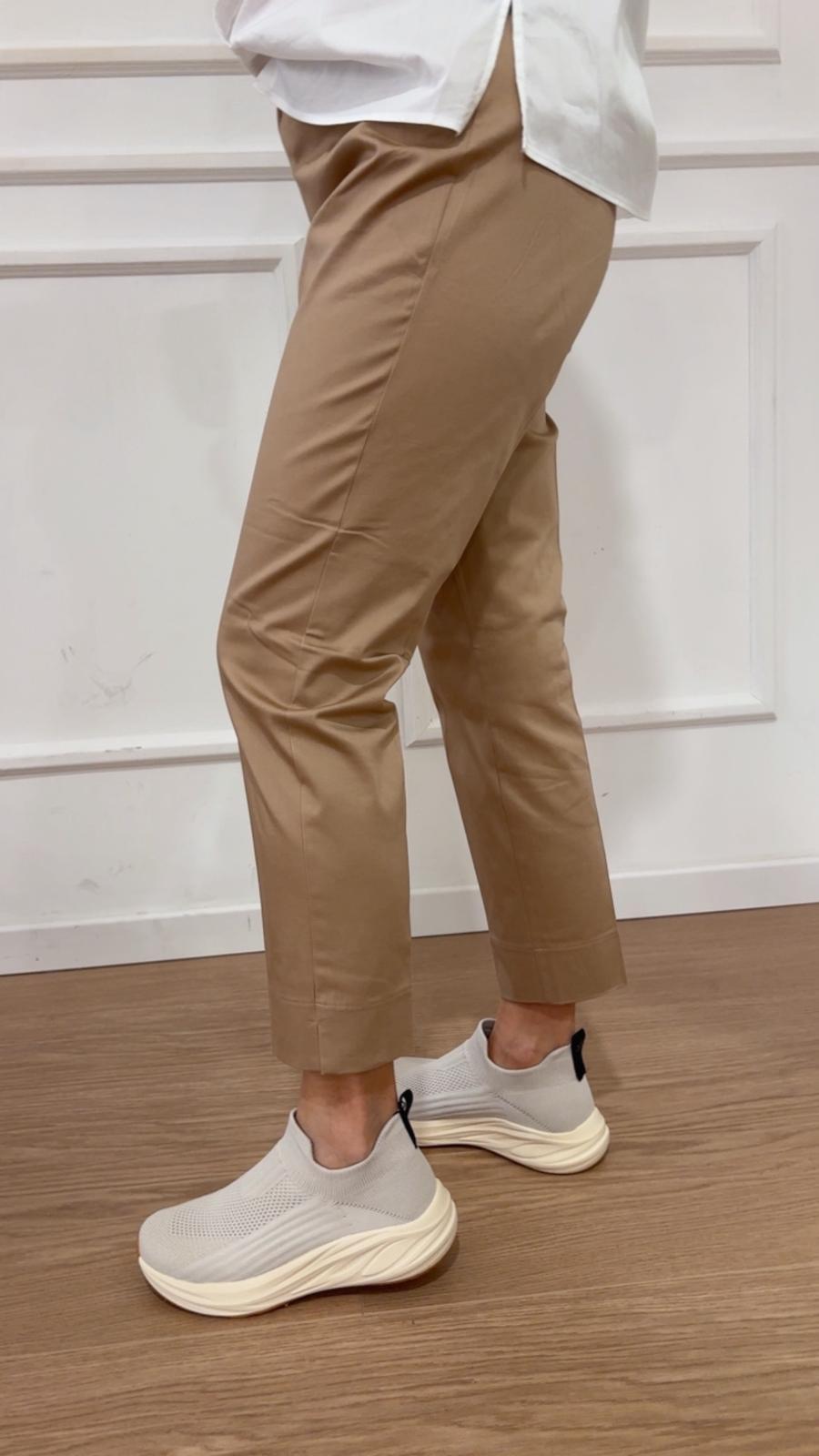 Pantalone capri rasatello D926PY Ragno