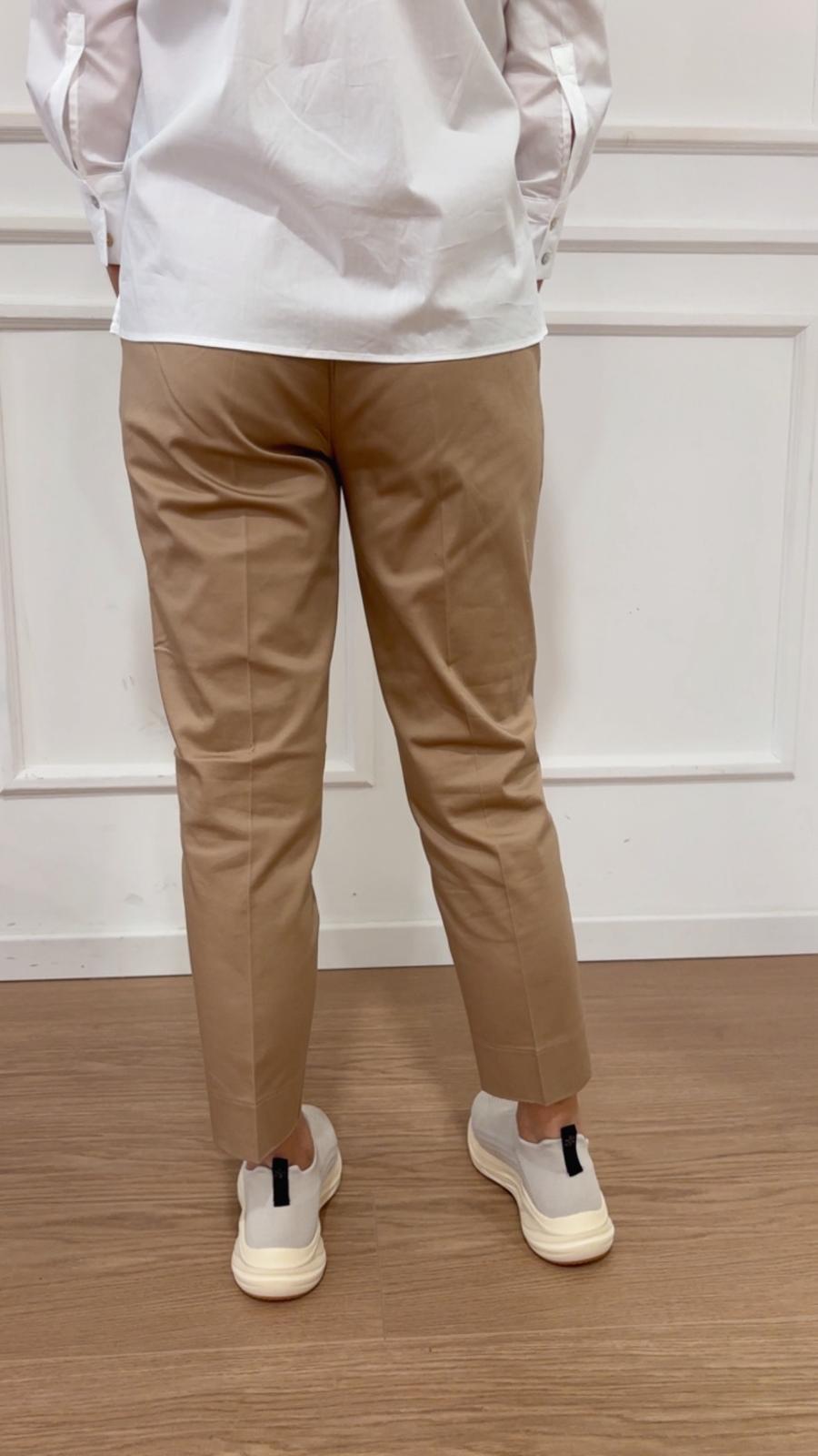 Pantalone capri rasatello D926PY Ragno