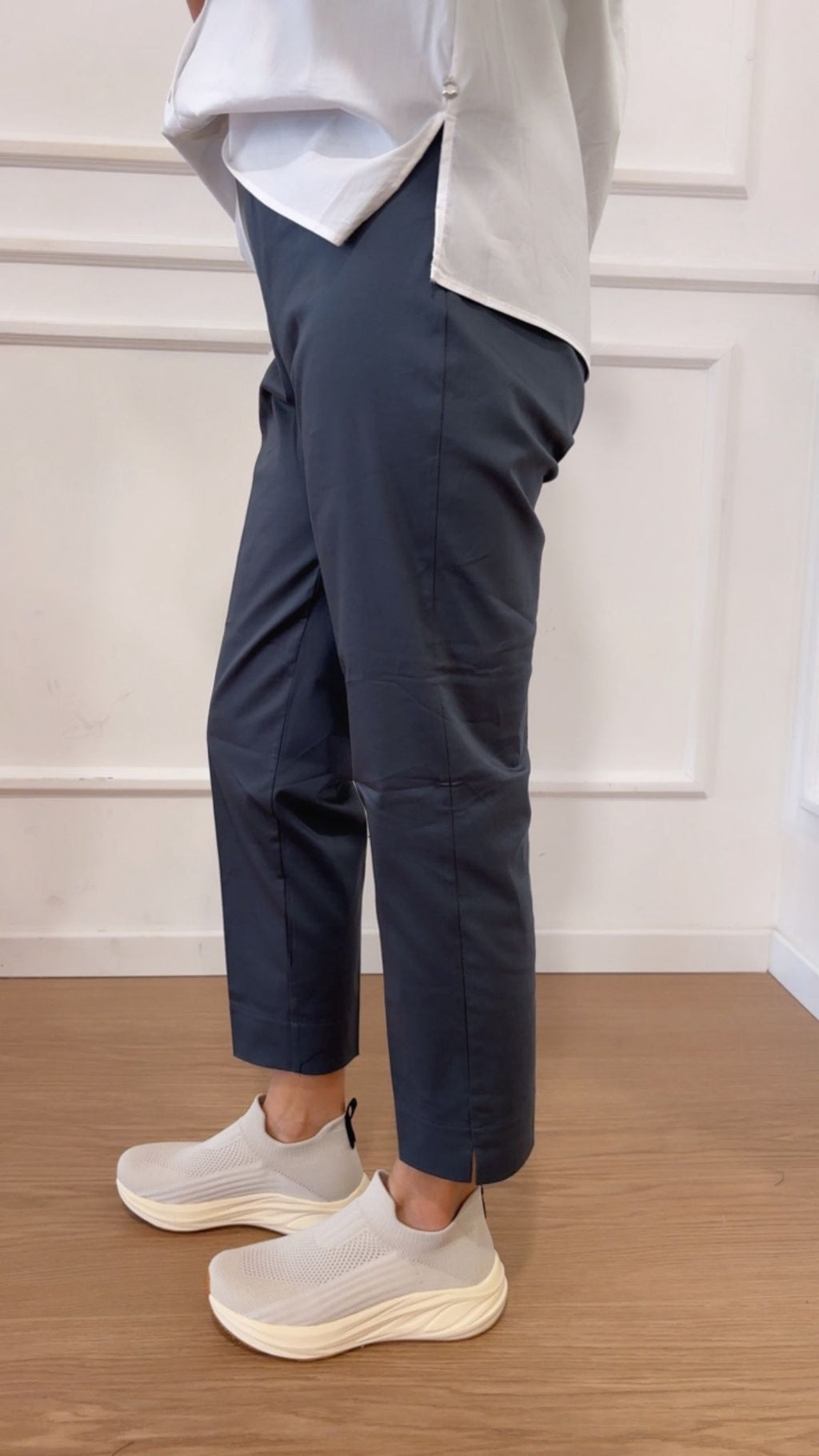Pantalone capri rasatello D926PY Ragno