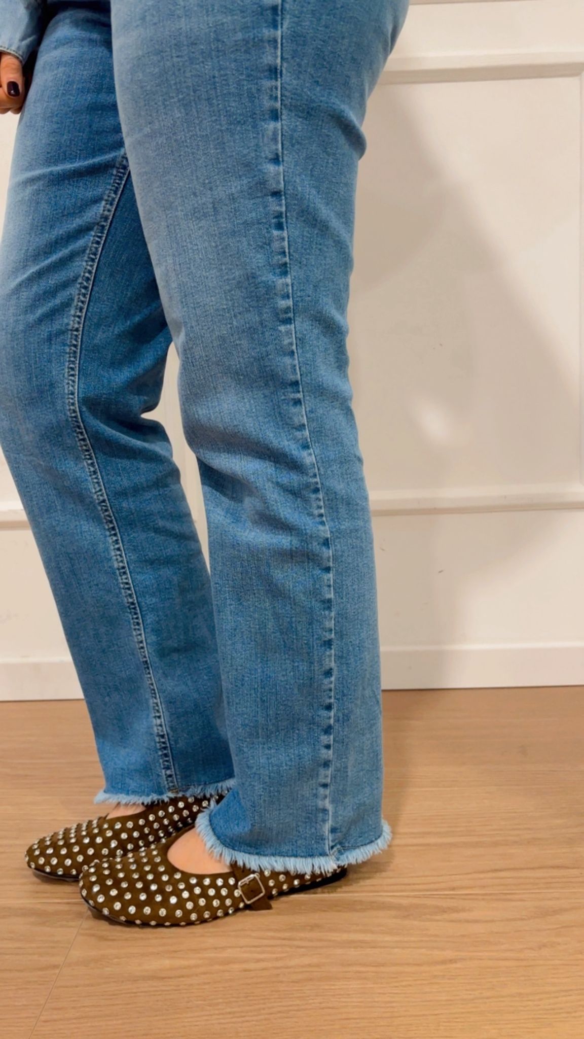 Jeans sfrangiato Emme Marella Straight 003