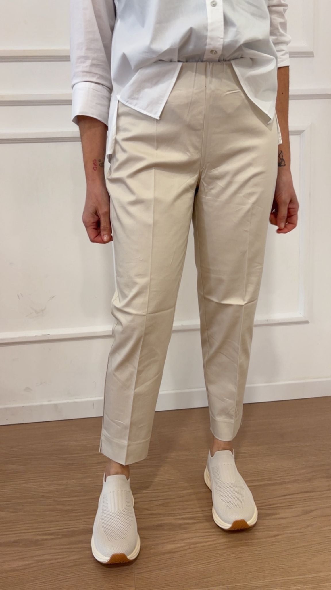 Pantalone capri rasatello D926PY Ragno