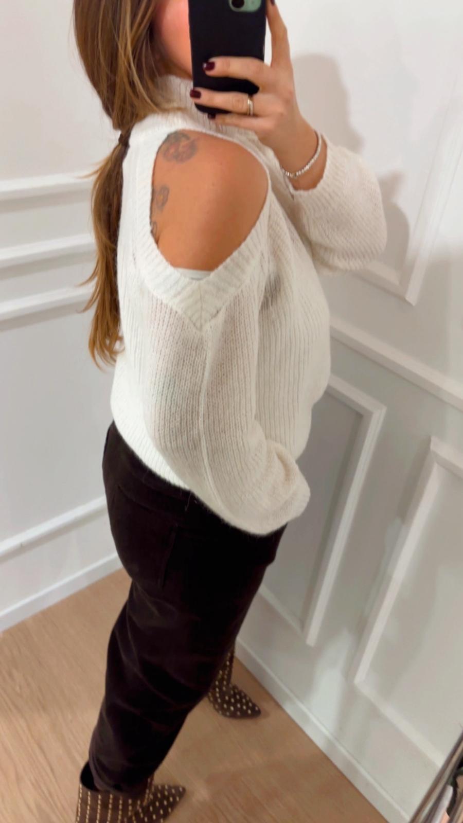 Pull cut out Tensione In D70104 Burro