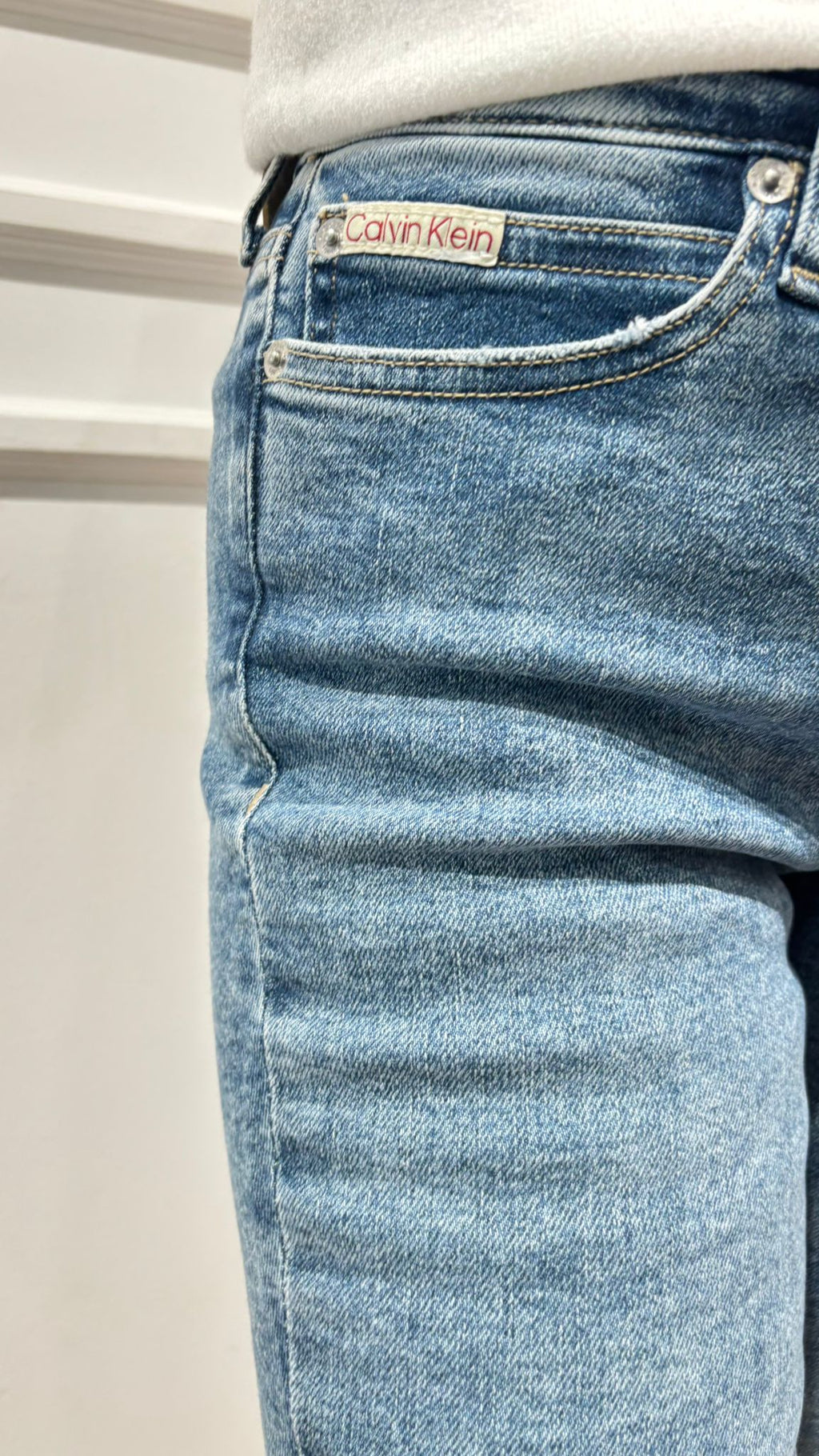 Calvin Klein J20J22402 1BY mid rise skinny jeans