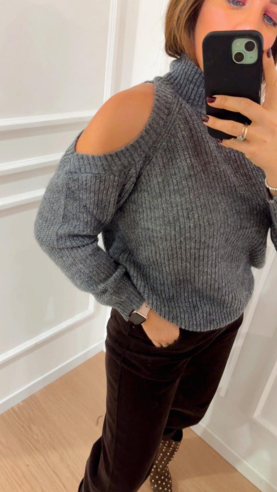 Pull cut out Tensione In D70104 Grigio