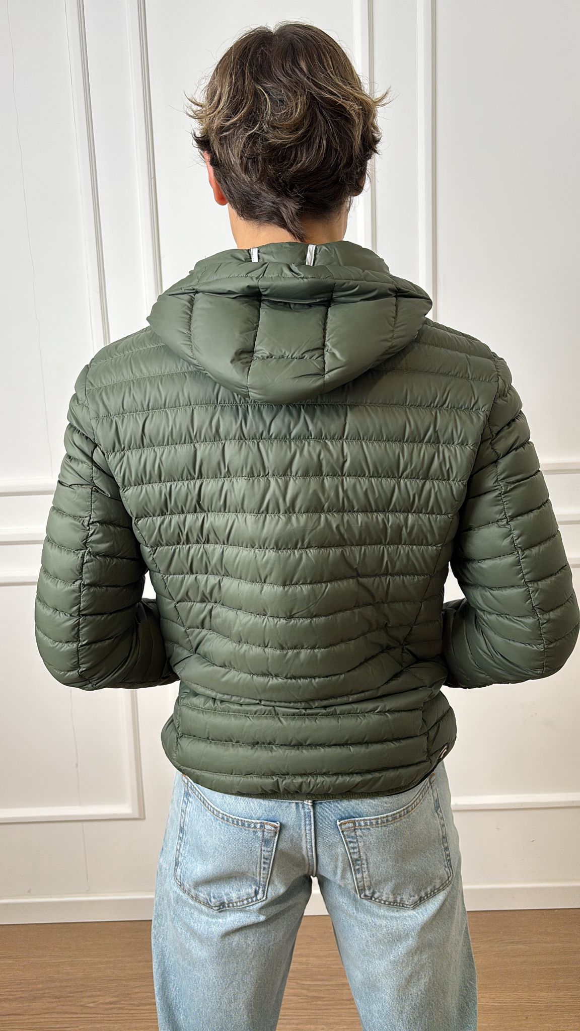 Piumino leggero cappuccio Colmar 1245 8VX