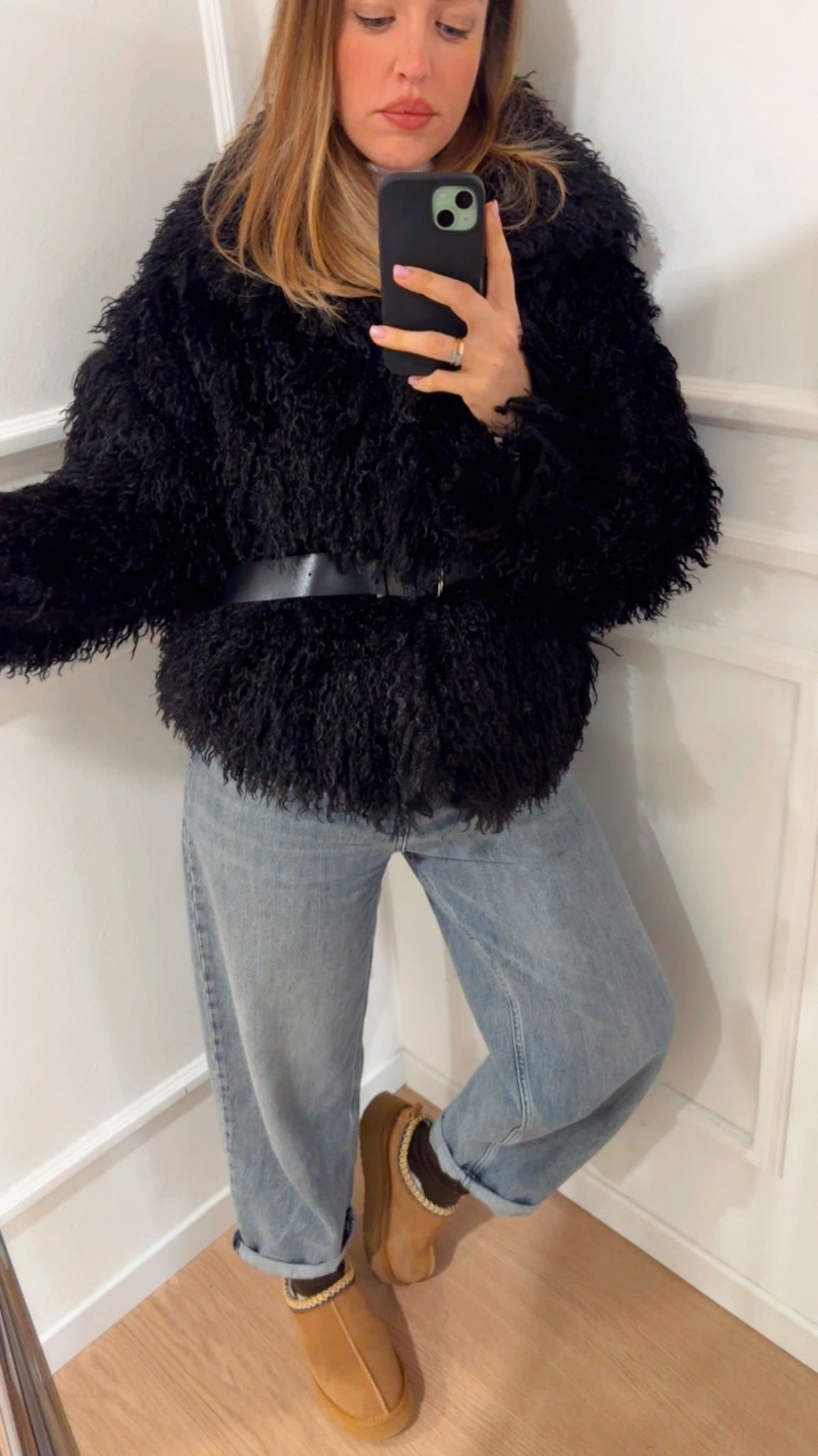 Pellicciotto con cintura Vicolo TF2308 Nero