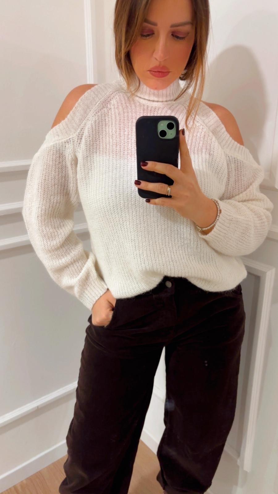 Pull cut out Tensione In D70104 Burro