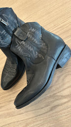 Texano basso Bufalo Divine Follie